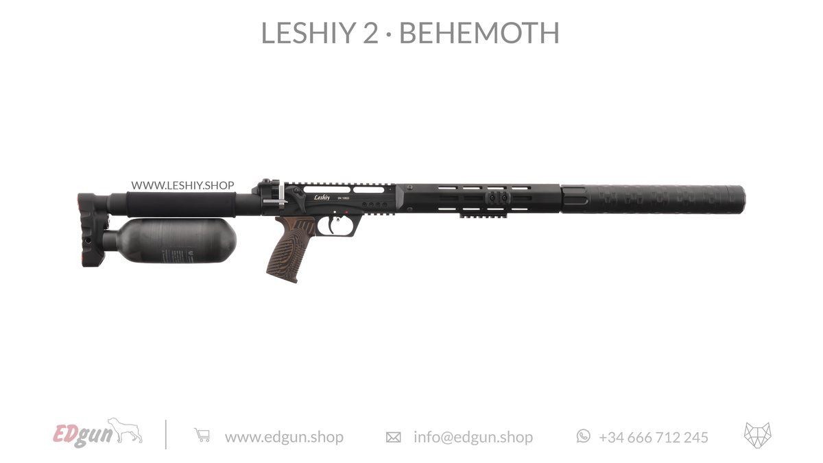 Custom Leshiy 2 Behemoth mit 470cc Kohlefaserflasche